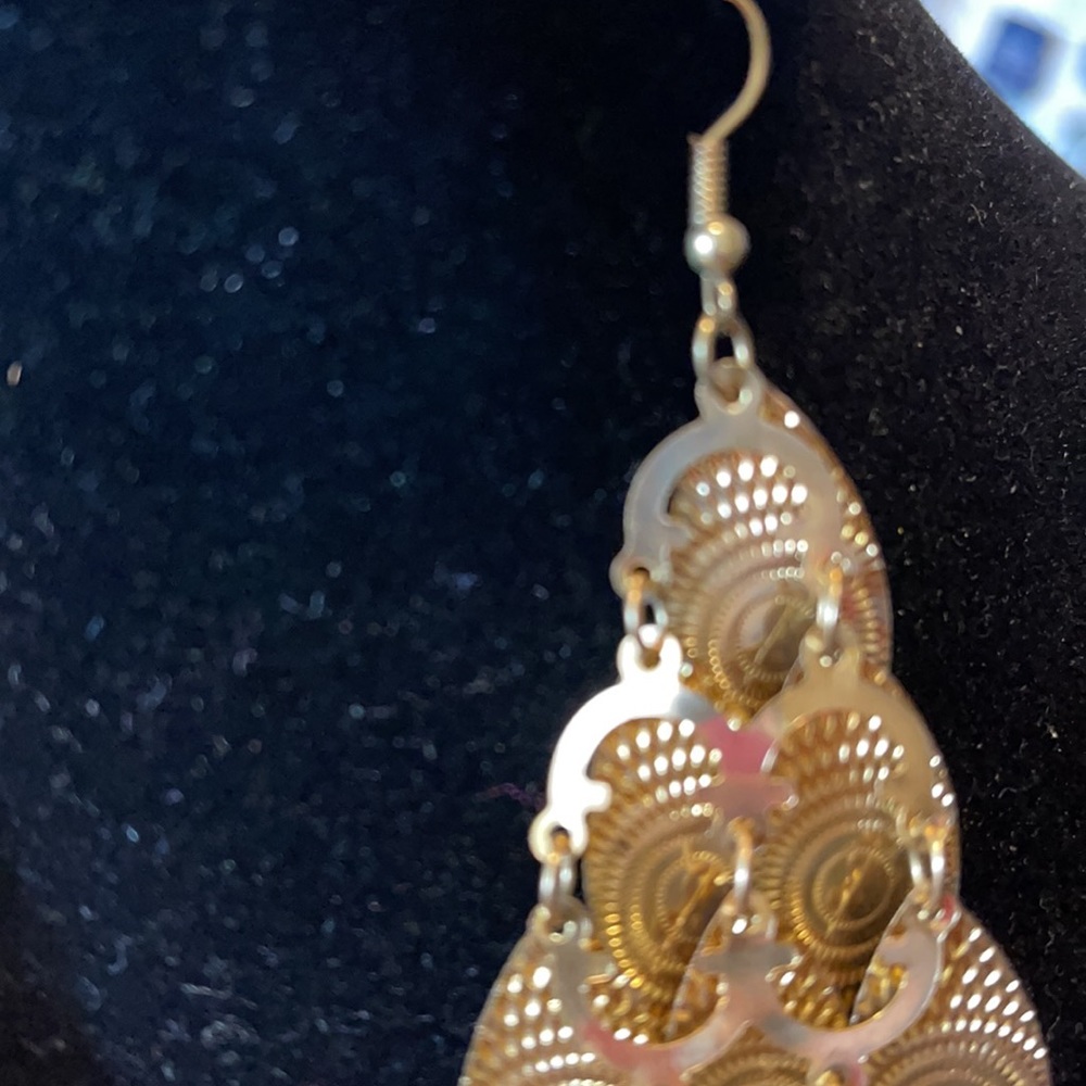 Used earrings - Picture 2 of 4
